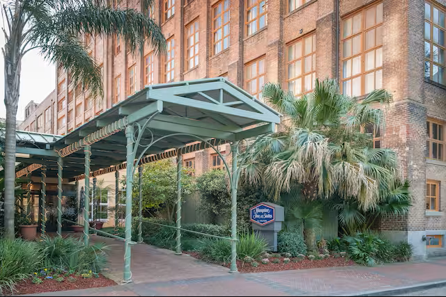 Hampton Inn & Suites New Orleans-Convention Center