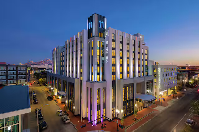 Higgins Hotel New Orleans, Curio Collection by Hilton