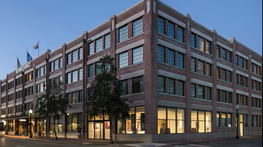 Renaissance New Orleans Arts Warehouse District Hotel